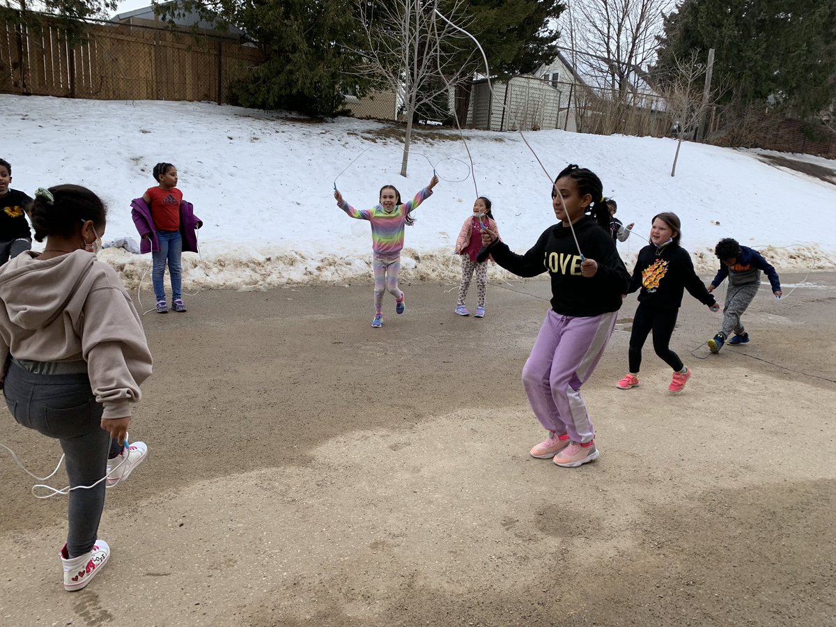 stjosephguelph's tweet photo. Hop, Skip, and Jump! Mrs.Castro and her Grade 3 students were skipping the afternoon away! Such a fun way to stay active, alert and healthy! #LiteracyPhysicalWellBeingProject #MovingAndGrooving https://t.co/Vr2BTRpe6K
