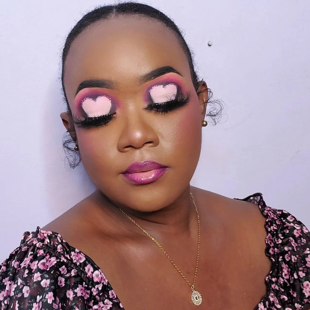 glambydemande's tweet photo. #valentinesmakeup https://t.co/QYNJTIe9XT https://t.co/ddfCPUKJRH