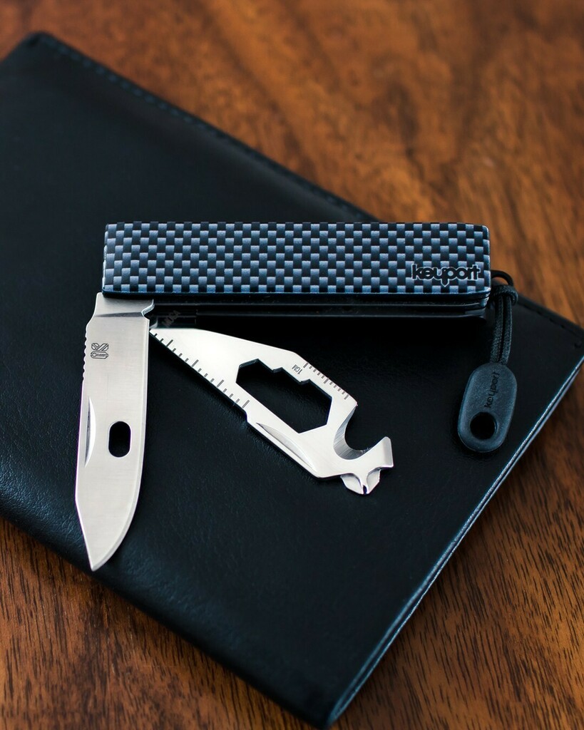 theKeyport's tweet photo. NEBA Knife + MOCA Multi-Tool in one EDC pocket tool with a carbon fiber Faceplate.

#nebaknife #moca2 #carbon #carbonfiber #anywheretools #multitool  https://t.co/GKAY5YJ0AO https://t.co/Xl8m87Sccc