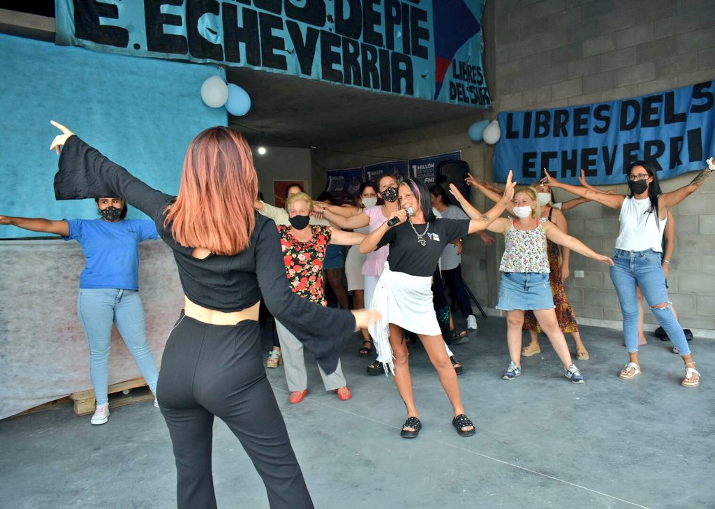 libresdelsuree's tweet photo. #graninaiguracion de nuestro #centrocultural "Neoyu Tamapu" dónde todos los vecinos de #estebanecheverria se pueden acercar a realizar los talleres que se brindaran en Nueva Escocia 1608
#libresdelsur
#estebanecheverria
@joha85g https://t.co/uj4JfZ3f3T