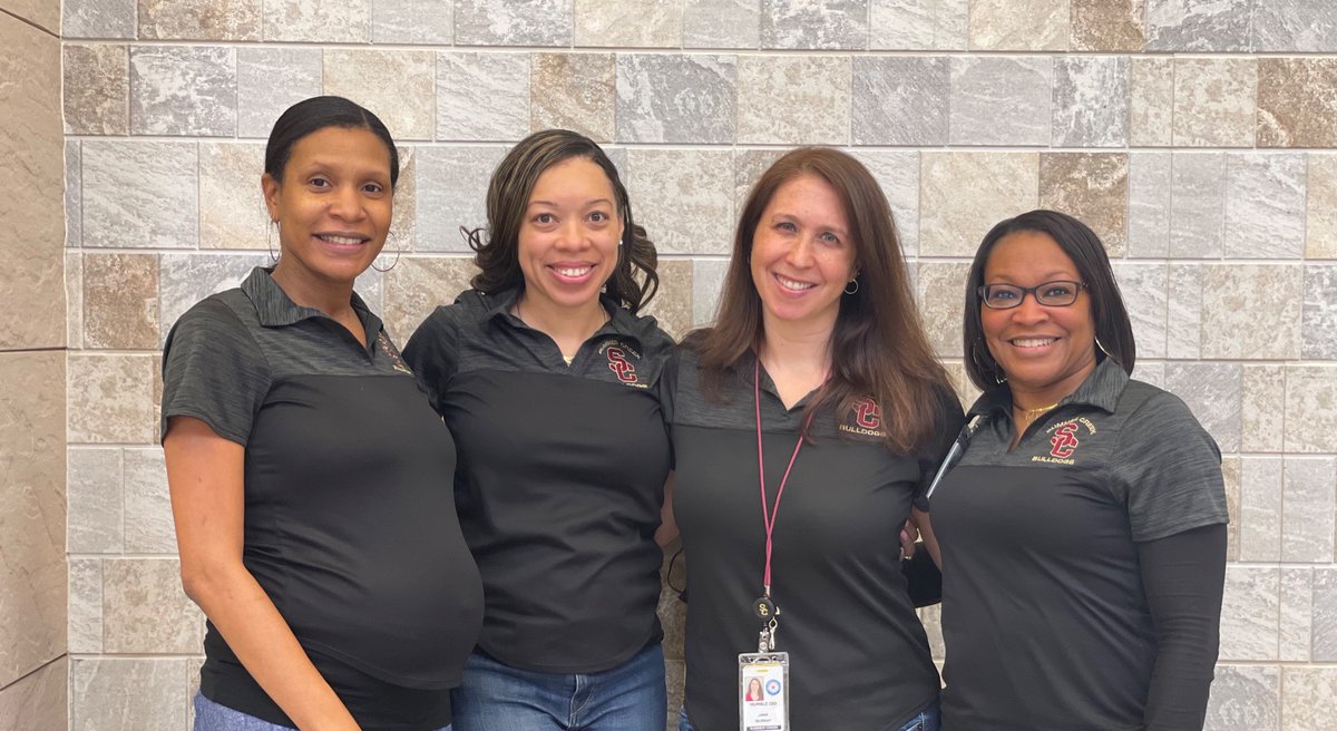 Today we were twinning with our support buddy or buddies!!! 

Remember there is help for you or your friend if you are in an unhealthy relationship!! #TDVAW22 #loveisrespect 

Don’t forget to tag us!!  
<a href="/HumbleISD_SCHS/">Summer Creek High</a>   <a href="/StucoSchs/">SCHS StuCo</a> <a href="/HumbleISD_CBS/">HumbleISD_CBS</a>