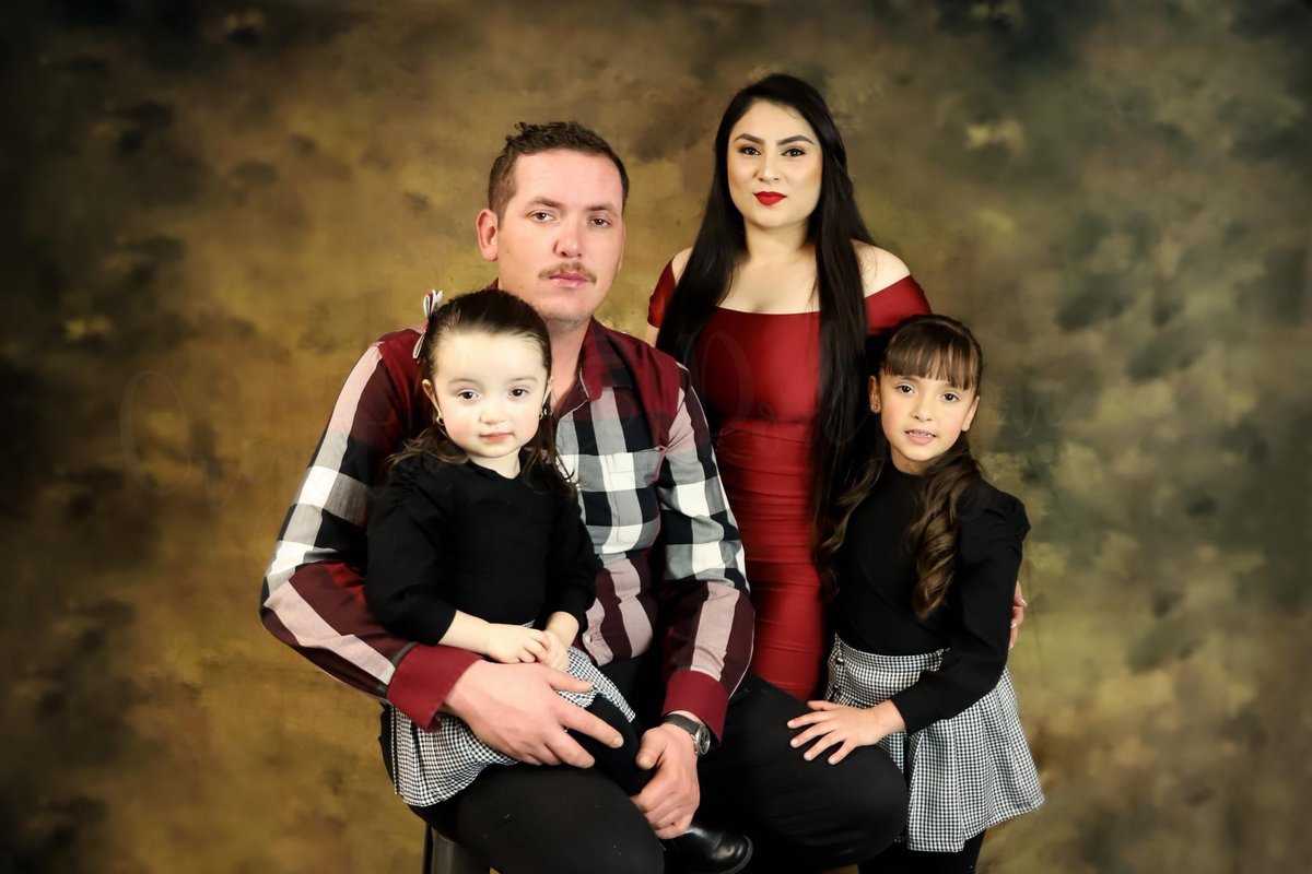 A family session

#familyphotography #midlandtexas #photographer #crystalrodriguezphotography