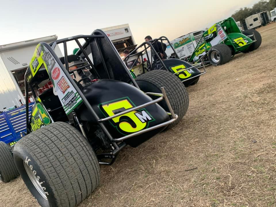 USACNation's tweet photo. .@USACNation Sprint Cars as far as the eye can see! 😍

42 USAC @AMSOILINC National Sprint Cars are on hand for tonight's practice from 7-10pm ET at @BubbaRaceway.

We race 'em Thu.-Fri.-Sat. 🤟

#WinterDirtGames https://t.co/8qWIJ4hk7P