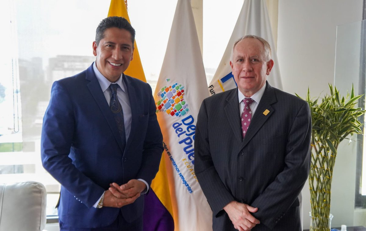 Realicé una visita protocolaria al defensor del pueblo <a href="/DEFENSORIAEC/">Defensoría del Pueblo de Ecuador</a>, César Córdova; para establecer una hoja de ruta que permita la cooperación interinstitucional y garantice capacidades municipales en materia de derechos.