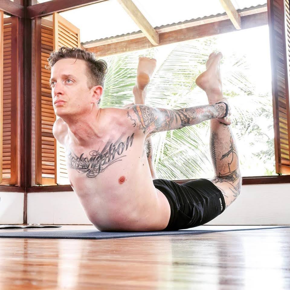 commonbondyoga's tweet photo. Have you entered into our #giveaway yet?!
.
From 2/14 - 3/1 send us a 2-3mins video clip describing how yoga has impacted your life for a chance to win your choice of either a Yoga Bag -or- a 1mos Studio Membership! 
.
Submit your clips here! > hello@commonbondyoga.com https://t.co/aJQhbcJkme