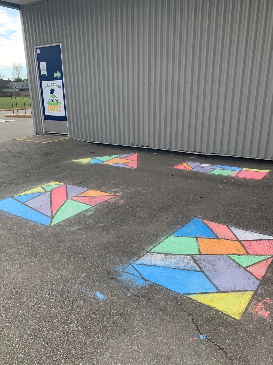 Exploring shapes during outdoor classroom! Ss added some colour to our outdoor space by creating mosaics. How many different shapes do you see?