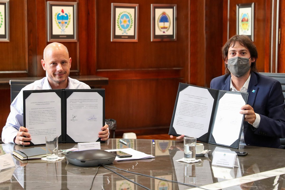 Junto a <a href="/RedADIMRA/">ADIMRA</a>, <a href="/asinmet/">ASINMET Mendoza</a>, IMPSA y el <a href="/INTIargentina/">INTI</a> participamos de la firma del convenio para poner en marcha este Centro Tecnológico, que brindará servicios para promover el desarrollo de nuevos productos y proveedores de sectores estratégicos en #Mendoza💪.