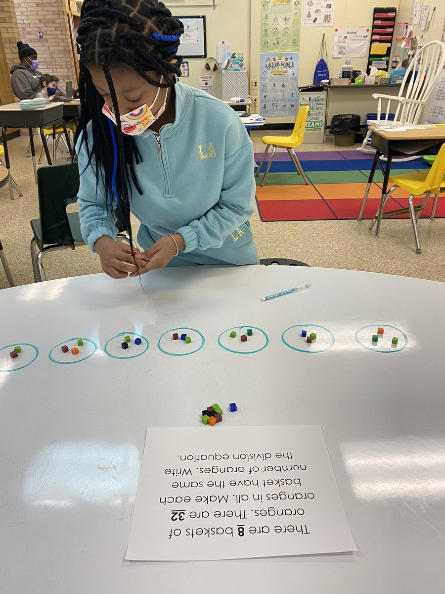 MrsRapsky's tweet photo. 3rd graders practiced using different strategies to solve division problems. @ChatsworthSch https://t.co/UAIpH2D6hy
