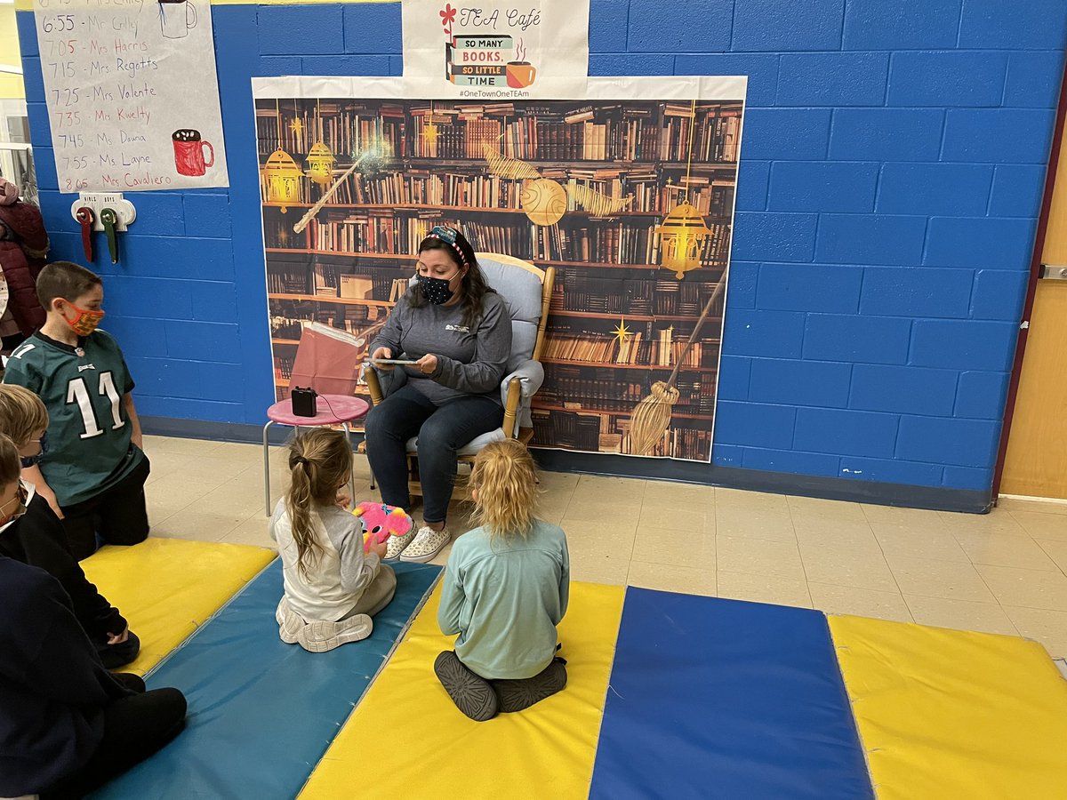 TabernacleEA's tweet photo. Do you know the story of a porcupine named Fluffy? @apeekatspeech does! #OneTownOneTEAm #CuddleUpAndRead https://t.co/BXvhDutPdi