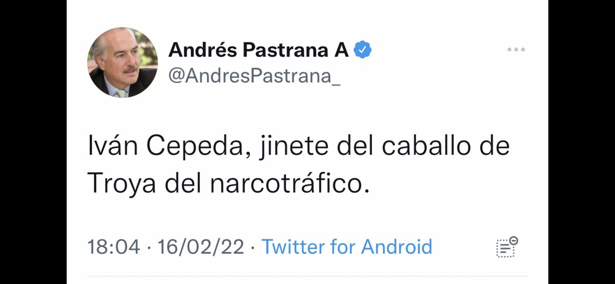 IvanCepedaCast's tweet photo. El caballo de Troya no tenía jinete. El problema es de ignorancia. https://t.co/lzUp5Ja29N