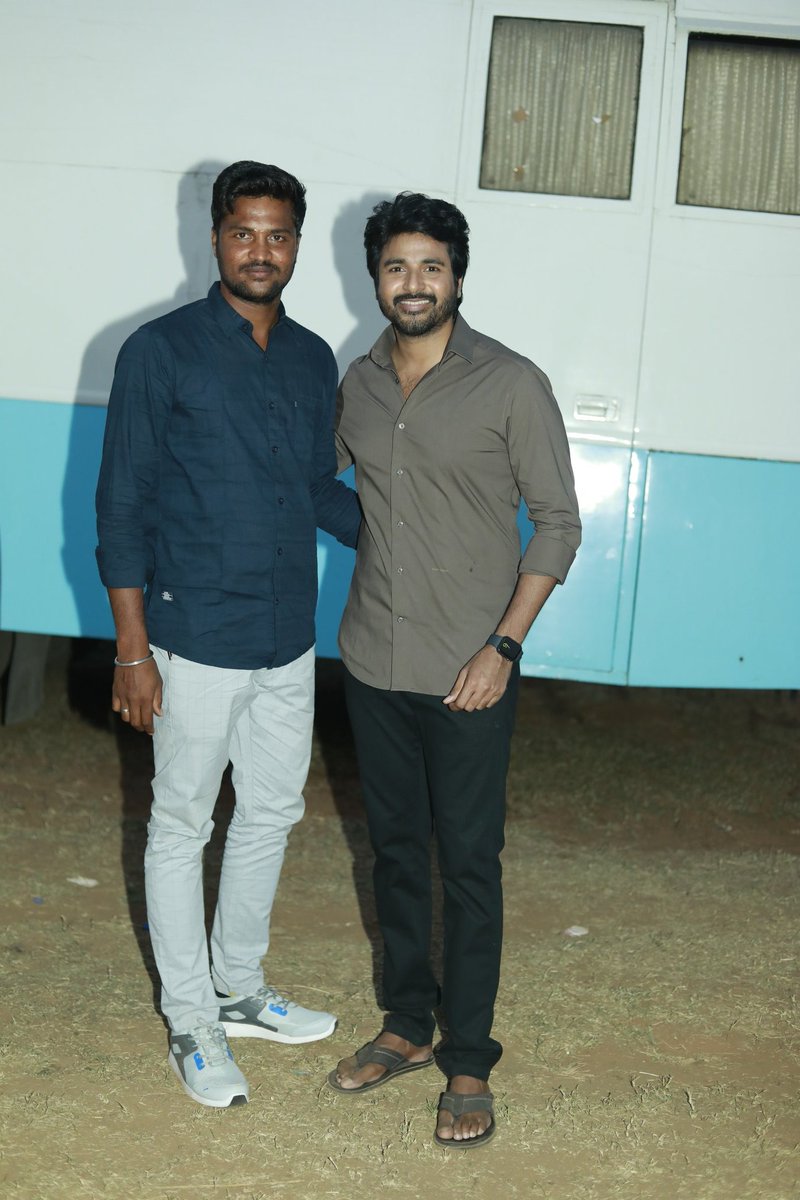 Marisel74799951's tweet photo. 😍Happy birthday💐to my dearest @Siva_Kartikeyan ❤️Annan😗
Wishing you lots and lots of love and happiness forever 🤗 https://t.co/kuoRXHbo6l