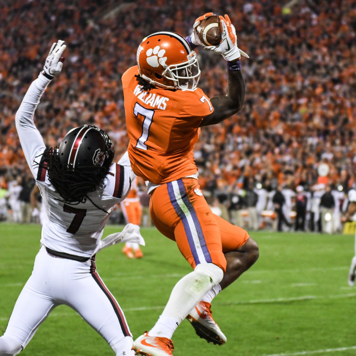 CFBKings's tweet photo. Today marks the 3,000th day since South Carolina last beat Clemson.

Will this rivalry become competitive again in the near future? https://t.co/0sWmBKNuFo
