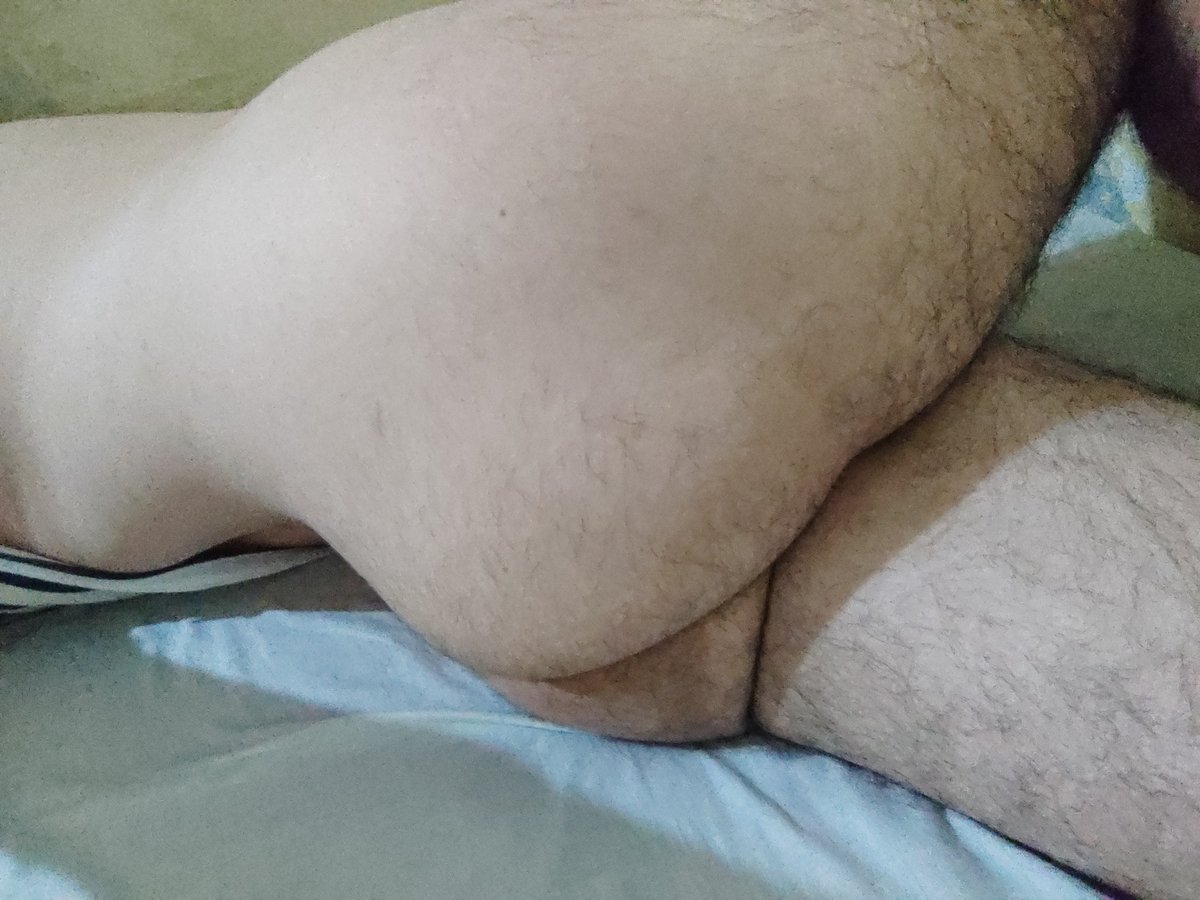 guayaco_90's tweet photo. Quiero estar empiernado 😈 https://t.co/ay6hRCYaTj