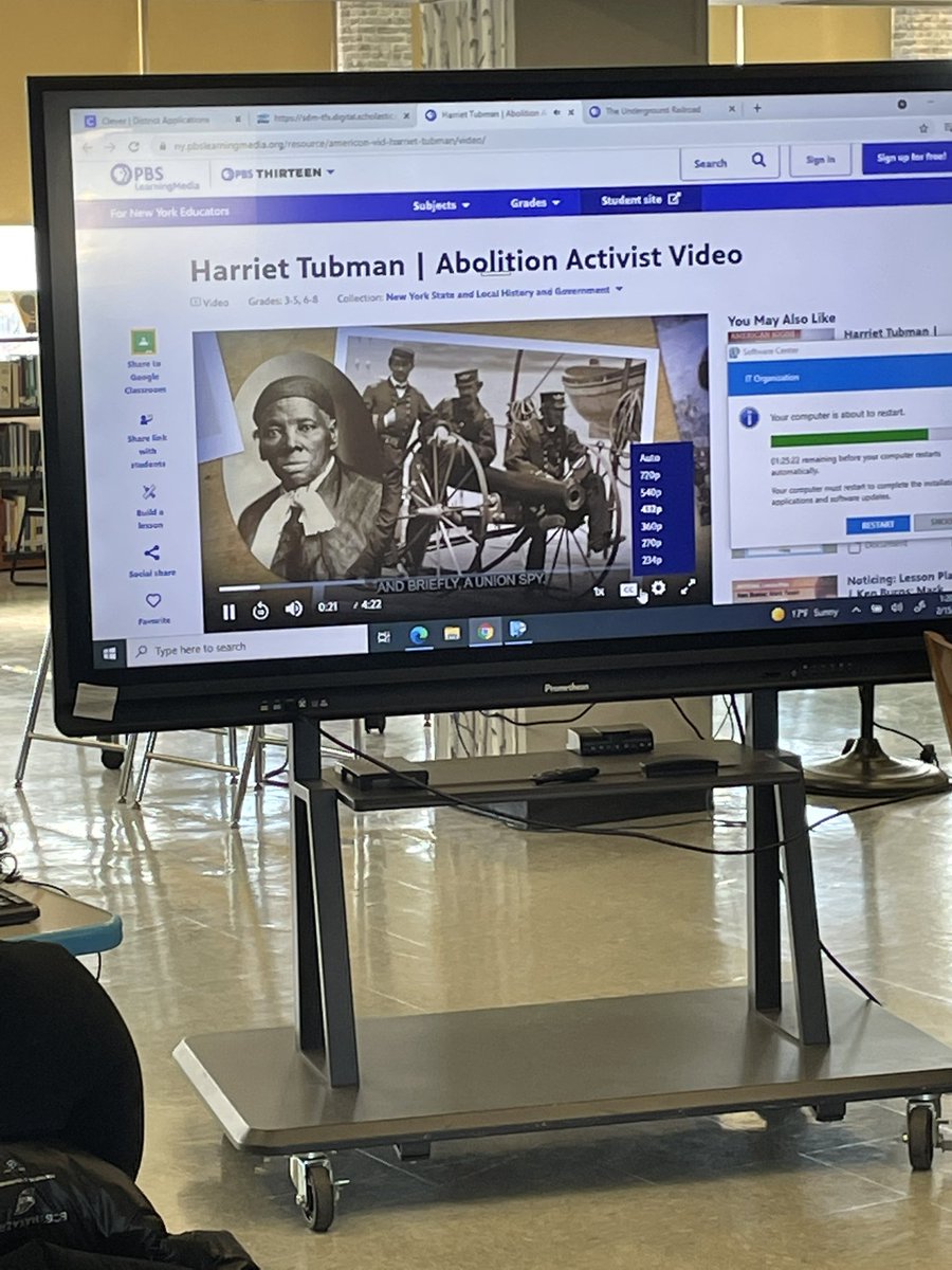 MrTouba's tweet photo. A big thank you to Ms. Knowles for showing my students valuable tools that they can use to complete their Black History assignments. @GortonHS @YO_LibraryMedia https://t.co/QpZOkCmGWx