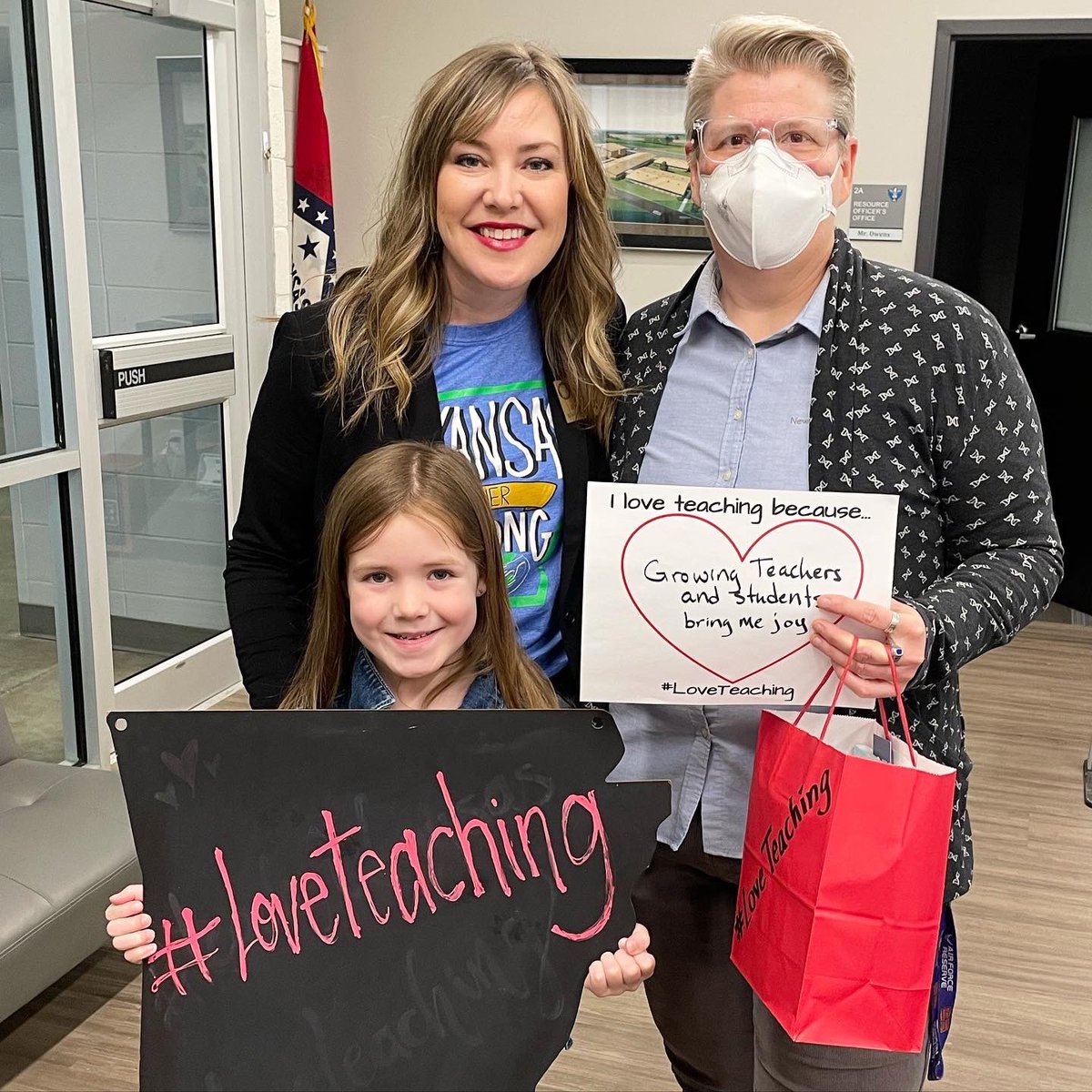 SusannaPost's tweet photo. Day 3 of #LoveTeaching week is in the books! More driving today-made it to south central Arkansas. We started at Cross County HS where I got to see @tkfuller! Then we visited Wynne where my friend @BrycialW works and leads. Grateful for Arkansas teachers! #Atoy21 #teacharkansas https://t.co/yRBCA1wWg7