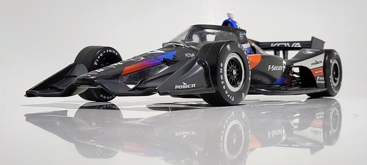 ISOWC's tweet image. The master has delivered for our champion. @GeoSimGraphics has finished up the champion's prize - a custom @DallaraGroup IR-18 for @ValtteriAlander! Congratulations again Valtteri on your championship, and enjoy this momento of all your hard work!

#iRacing | #eSports | #ISOWC