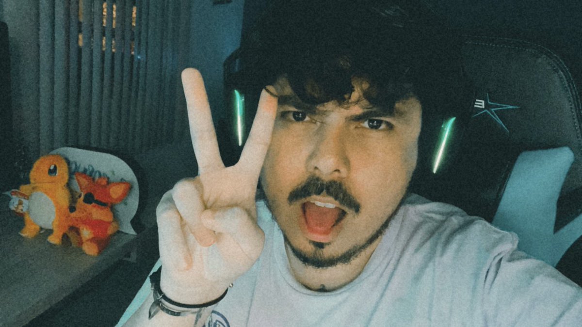 ikkibertho's tweet photo. ¡Ya empezamos stream! Ealeee, quien viene a jugar #dbd? 
👉🏻 https://t.co/cWUbZL4dqp

#twitch #ayteam #LGBTQ https://t.co/vX5GCMPGoE