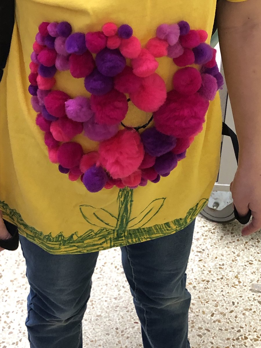 Kim Hewitt tweet media