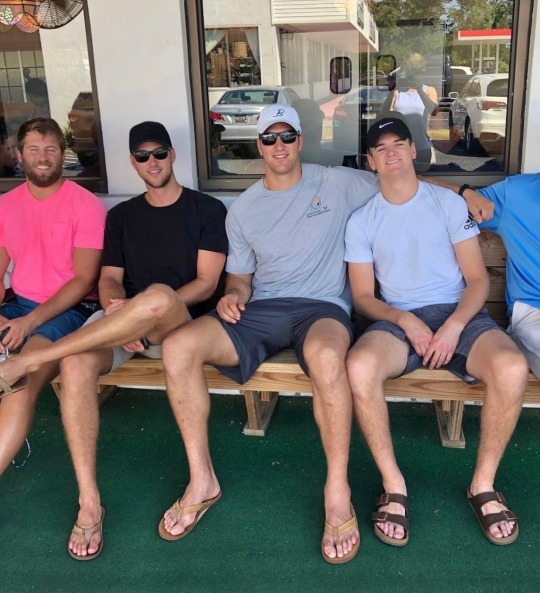 PrepGuyEvil's tweet photo. #prepguy #prepbros #fratboy https://t.co/MOgpCc1VmK