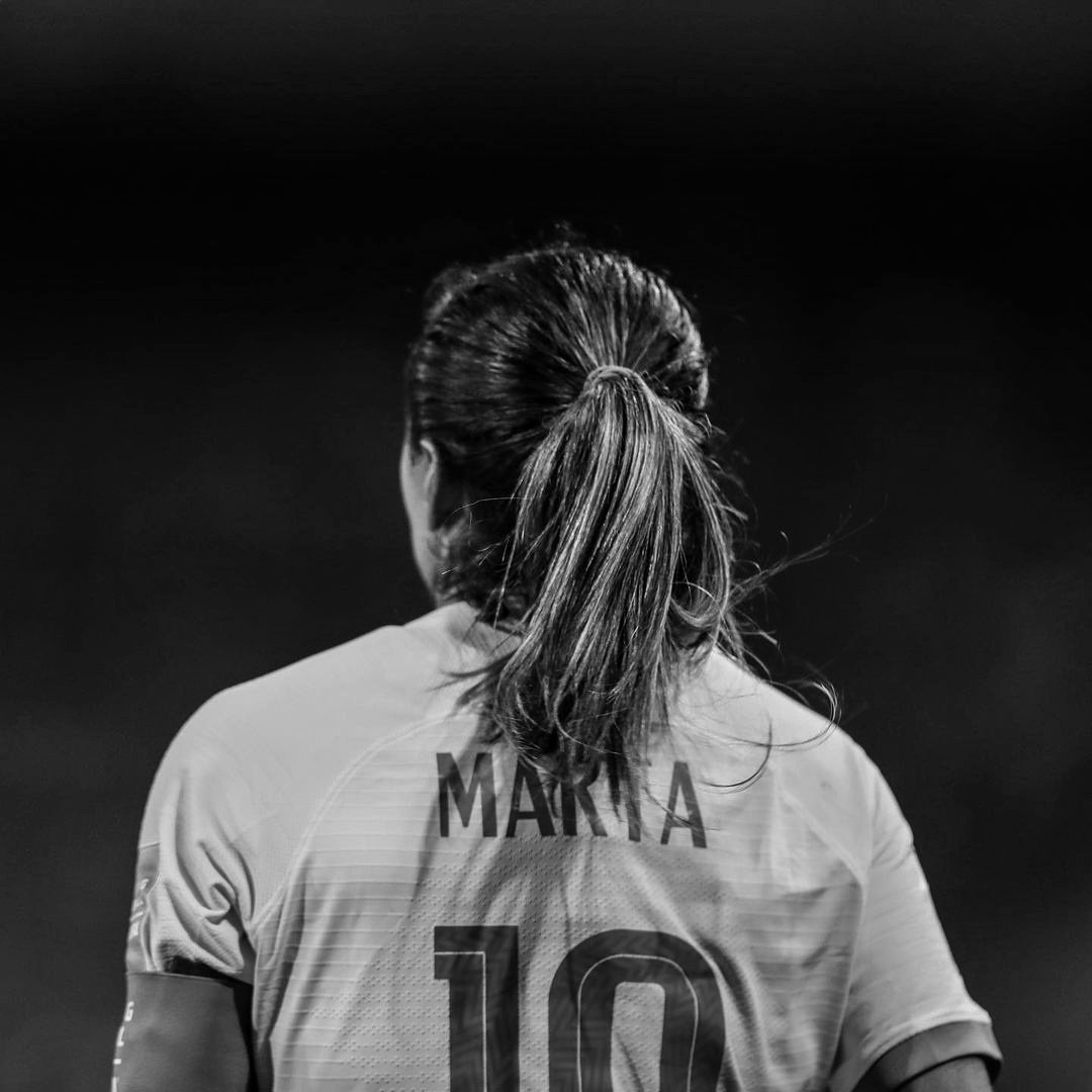 imadarshhh's tweet photo. Advance birthday wishes #MartaSilva .
My all time favorite female
football player (Fanboy Forever..✌️)
#Marta #Marta10 https://t.co/rBCHGei4xp