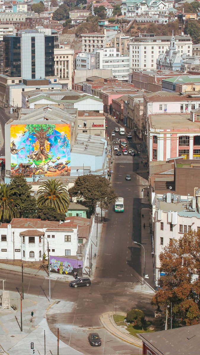 Gypsyshutter's tweet image. An aerial view of Valparaiso, Chile
#gypsyshutter #chile #valparaiso #travelphotography #travel #traveladdict #Wanderlust #ThrowbackThursday