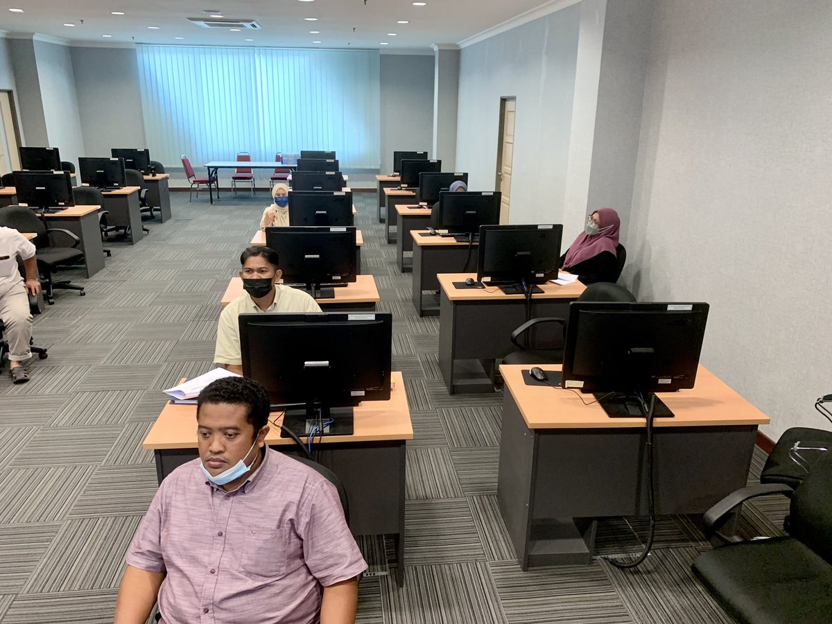 Bengkel Penggunaan Sistem Pemantauan Senggaraan Bersepadu (SPSB)V3 Unit Tentera JKR Negeri Selangor
<a href="/syikun/">Muhd Asyikun</a> 
<a href="/masturaomar10/">masturaomar</a> 
<a href="/csfbjkr/">CSFB JKR</a> 
<a href="/JKRSelangor/">JKR Selangor</a>