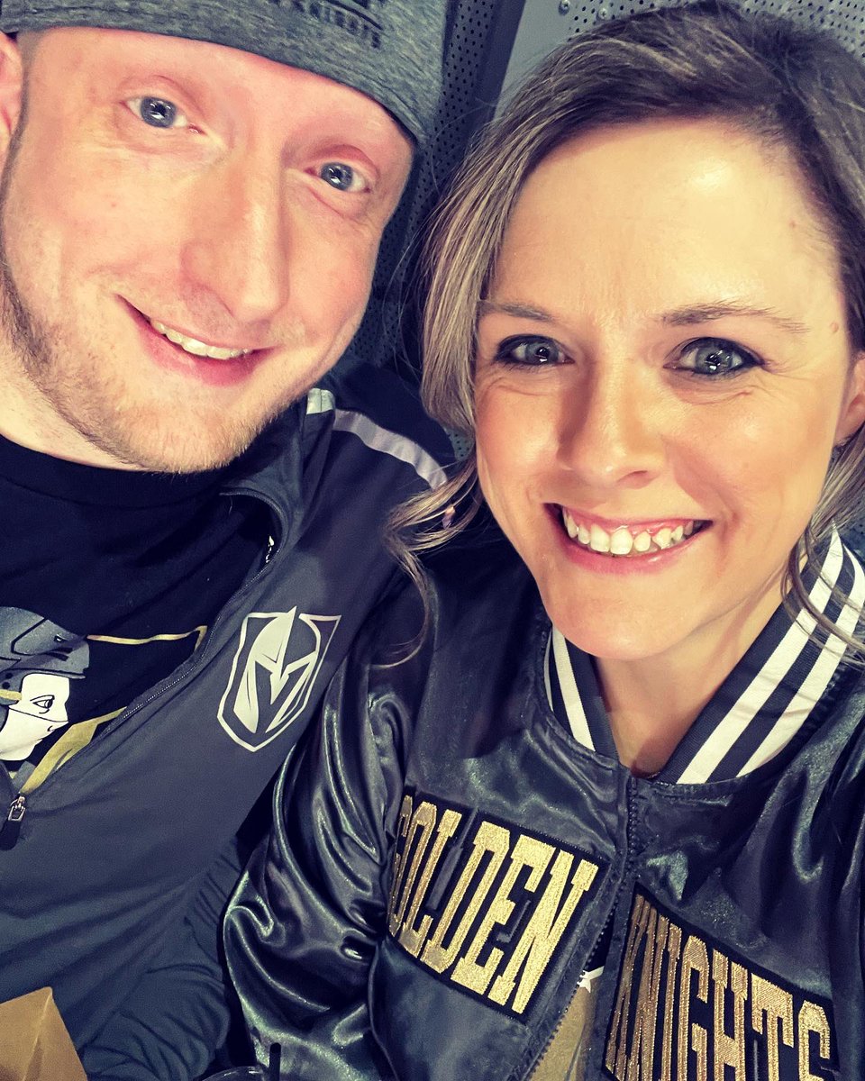 lvradiochick's tweet photo. Oh yeah #jacksback #vgk #VegasBorn #golnightsgo @GoldenKnights https://t.co/CZUH7X8rxs