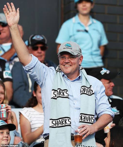 I blame #ScottMorrison for the #littlebay #SharkAttack. #auspol #Sydney (too soon?)