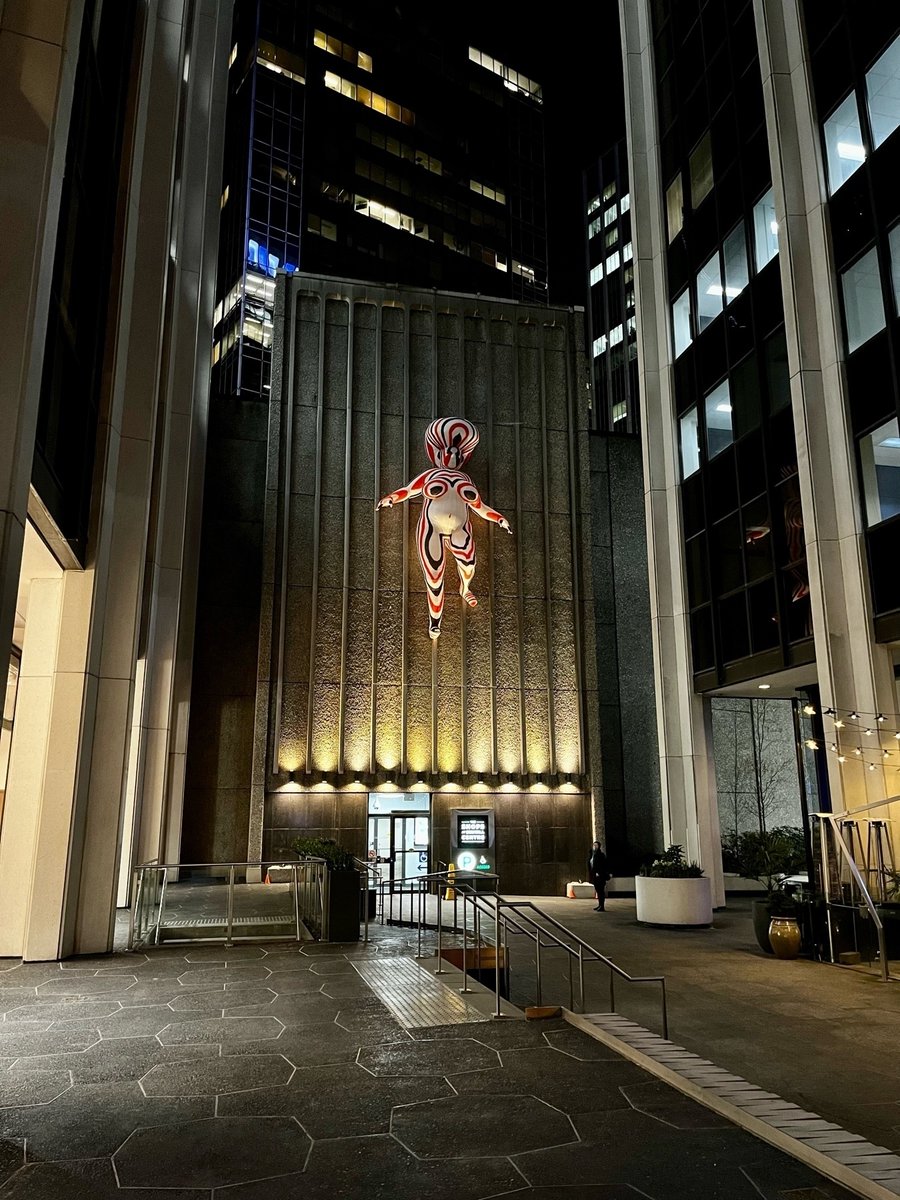 Wandered around downtown checking out AR installations <a href="/winterartsfest/">VMF Winter Arts</a>.

Photos are <a href="/rachaelashe/">Rachael Ashe</a> cloaked in Patternity by <a href="/soshallwork/">Tafui</a> and the #GlitchGoddess soft sculpture by <a href="/TheMarjan/">marjan moghaddam 💎</a>