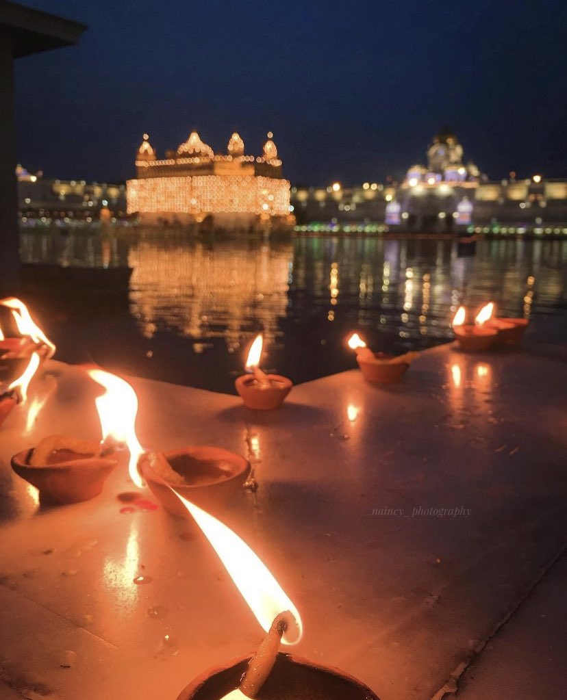 sikhshrine's tweet photo. There is none as forlorn as I am, and none as Compassionate as You; what need is there to test us now? May my mind surrender to ur Word; please, bless ur humble servant with this perfection. For so many incarnations, I have been separated from u, Lord; I dedicate this life to You https://t.co/06EKKnuhXT