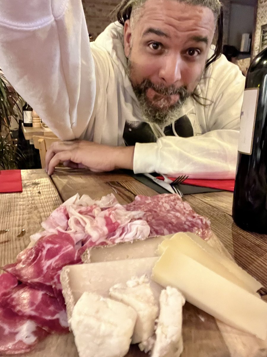 @garyvee When you could care less what they think because you’re in Italy eating salumi and drinking wine by the bottle thanks to your NFT sales…