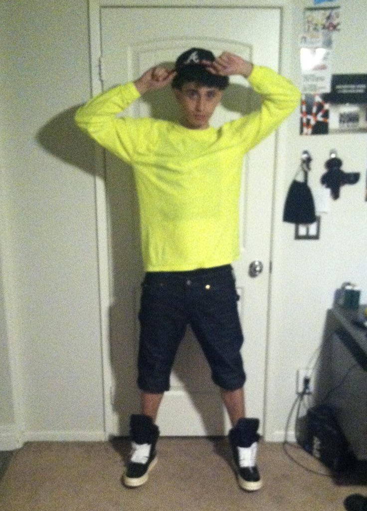 yungboidigital's tweet photo. #shotoniphone4 https://t.co/bNwhjGM10P