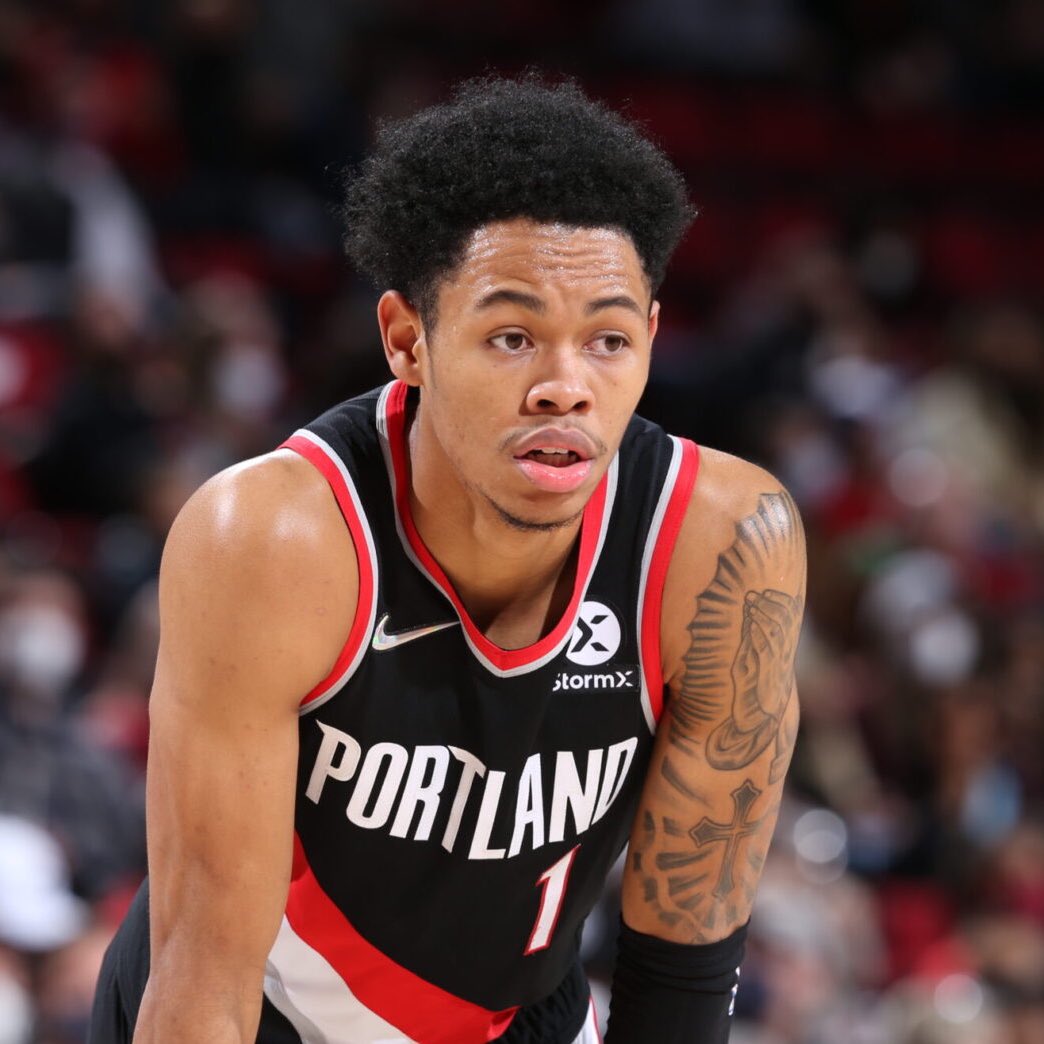 Anfernee Simons over the last 4 Games:

- 29 Points, 5 Assists, 5 3PM
- 30 Points, 8 Assists, 6 3PM
- 31 Points, 6 Assists, 7 3PM
- 31 Points, 6 Assists, 5 3PM