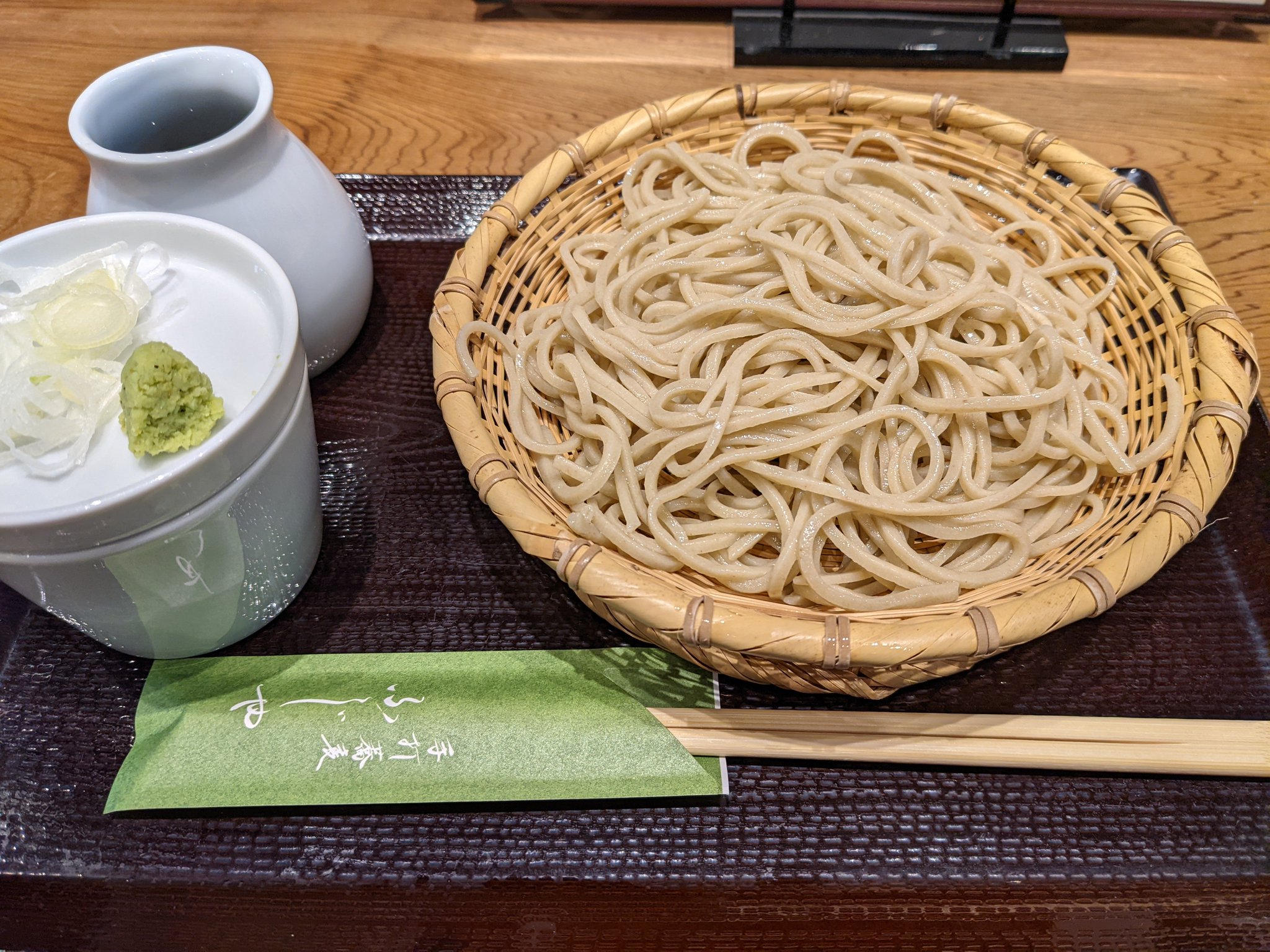 大堀員義 Ok Hth Hopethishelps 好きです蕎麦 もりと田舎 玄挽き太打ち の二枚を味わう 二色もり 本日の蕎麦品種は 茨城県猿島郡境町産静御前常陸秋そば 挽きたて手打蕎麦を堪能 好きです蕎麦 手打ち蕎麦 西新宿 手打蕎麦ふじや 常陸秋