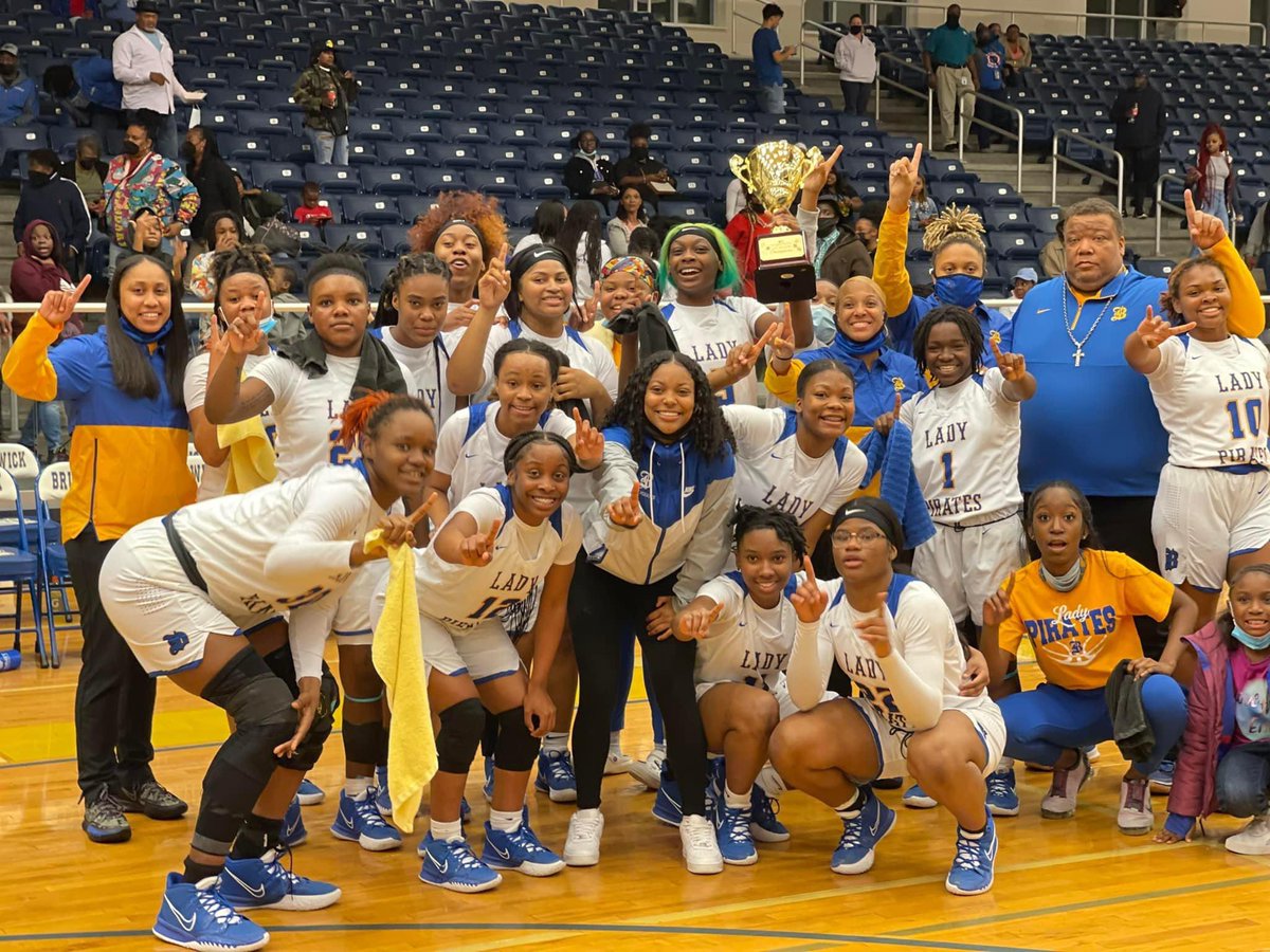 REGION 2-6A CHAMPIONS!!! BHS 69 @Flanders2S 22p 7r @Shanejackson30 12p 10r @Dariana__j 12p @CocoaRamsey 10p @ihoopkardii 5p 8a @shaniaJ_00 2p @ShanyeceQ22 2p @Jamya_West14 1p @kekeee_24 1p Bradwell 26 We’re 25-1 and ready to MAKE THAT RUN!! 💙💛🏴‍☠️🏀🏴‍☠️💛💙