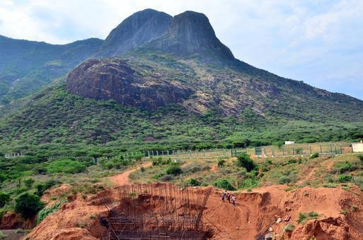 poovulagu's tweet photo. நியூட்ரினோ திட்டத்தை அனுமதிக்க முடியாது- உச்சநீதிமன்றத்தில் தமிழ்நாடு அரசு திட்டவட்டம்.

தேனி மக்களின் வாழ்வாதாரத்தையும் மேற்குத் தொடரச்சி மலை பாதுகாப்பையும் உறுதி செய்த தமிழ்நாடு முதலமைச்சருக்கு நன்றி. @CMOTamilnadu
@mkstalin 

@TThenarasu @KanimozhiDMK @SMeyyanathan https://t.co/Ukke6zdxf6