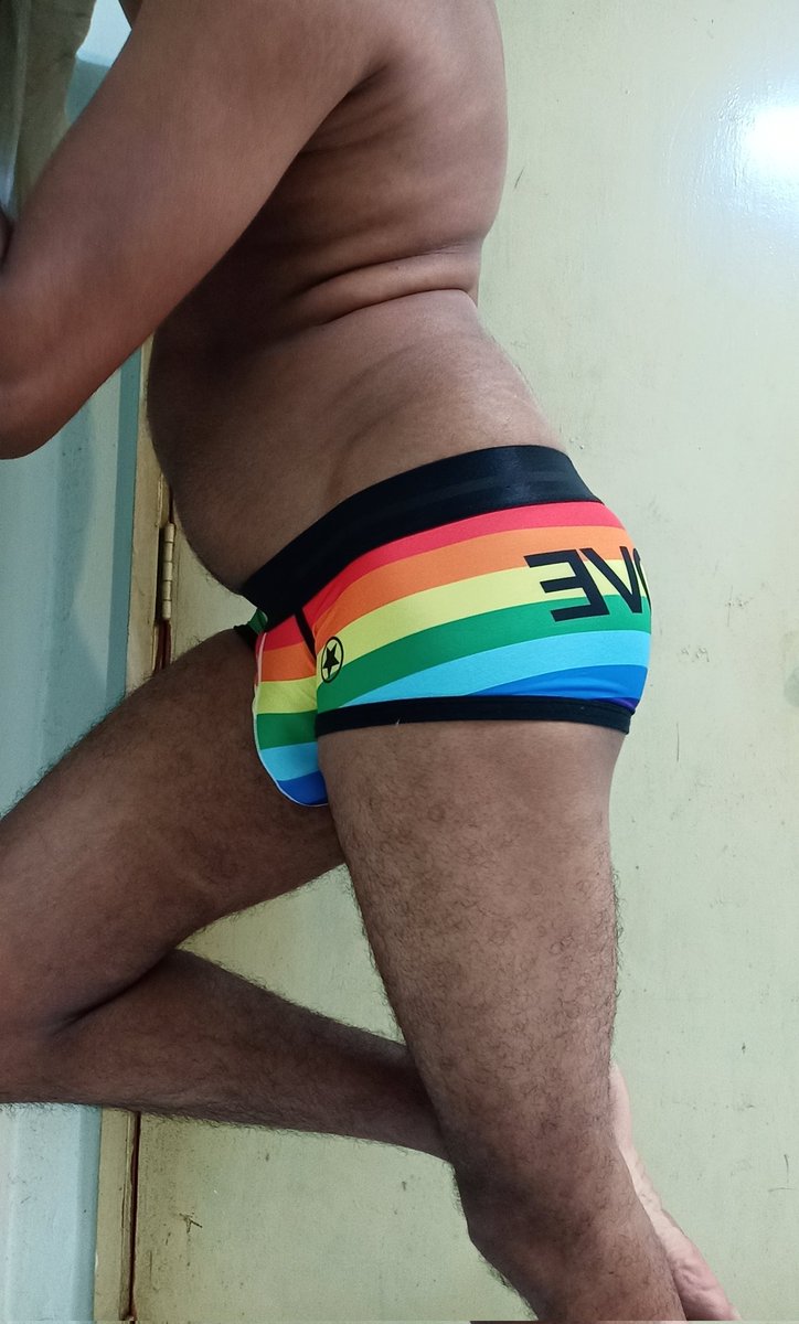 LustyBoy9788's tweet photo. Has Thursday guys.. wearing this colourful rainbow π underwear.. thank you @bananapackermy for this lovely underwear.. #underwear #fetish #lover #gay #gaymalaysian #gayasian #boxer #bbrief #exploremyself https://t.co/9ocv0HuiCU