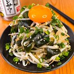 おつまみや、料理の付け合わせとしても良さそう!お財布にも優しそうな「もやし」レシピ!