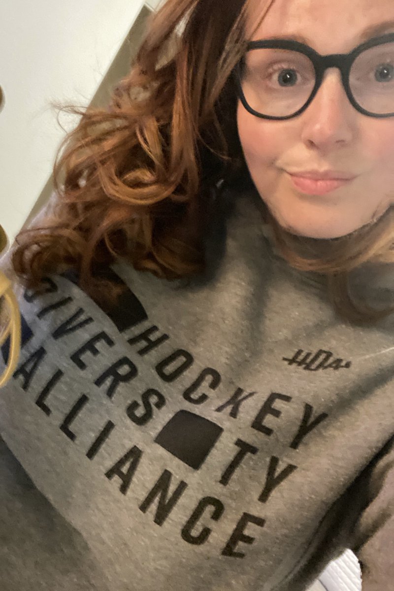kittehv1876's tweet photo. This one is for all the marbles! 🥇
Time to gear up!
#Olympics #WomensHockey #CANvUSA #NikeGirl
#ISupportHDA #PlayLikeAGirl https://t.co/OnEkjQ8mPz