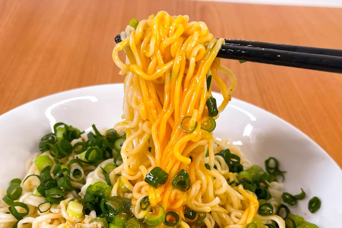余ったスープの素や卵白も即席スープとして活用出来ちゃう！「サッポロ一番塩らーめん」のアレンジレシピ！