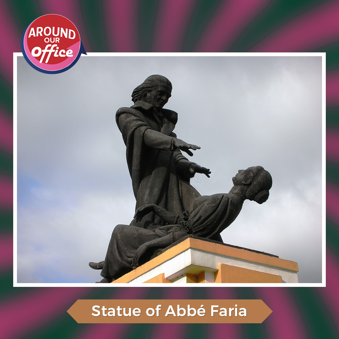Prototyze1's tweet photo. Abbé Faria, a Luso-Goan Catholic monk was one of the pioneers of the scientific study of hypnotism. There’s a famous, historical statue of him on the marginal road that runs along the riverfront. Have you seen it?

#AroundOurOffice #AbbeFaria #Goa #WorkingInGoa #Prototyze https://t.co/ayQYfZKphB