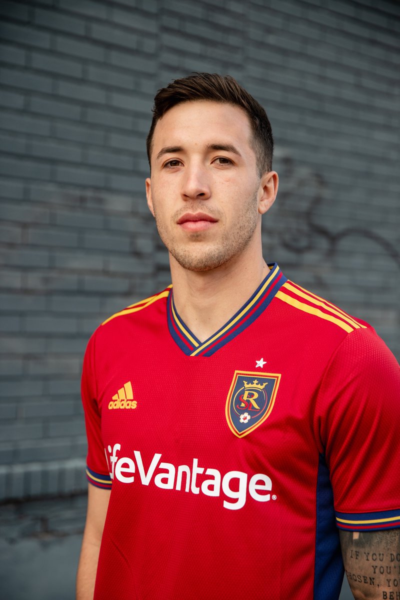 realsaltlake's tweet image. You know we can’t drop a kit and not giveaway a signed jersey. Who wants one from Aaron? 

▪️ RT + Like
▪️ Follow us
▪️ Tag a friend who’d look 🔥 in the Believe kit