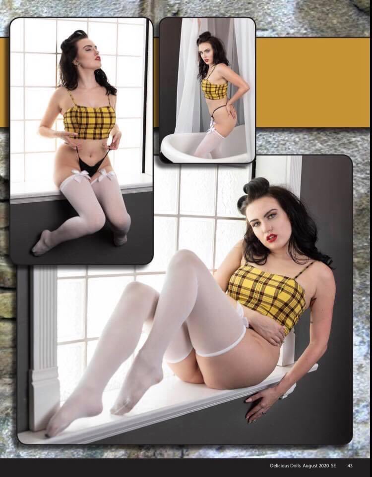 LilyDevaModel's tweet image. Published in Delicious Dolls Magazine😍
Get your print version 💋 
magcloud.com/browse/issue/1…

✨Special thanks to Amber Moore for doing my hair and makeup 💄 

Location➡️ The Loft at Market Street