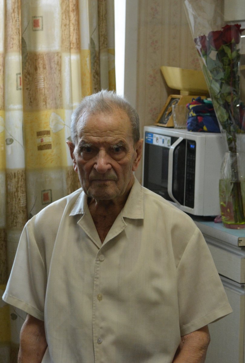 Участнику ВОВ Здановичу Александру Ивановичу исполнилось 95 лет! 
В 1944 г. был направлен в авиационный полк,  штурманом на бомбардировщик. 
Награжден: медалью «За победу над Германией».
Поздравляем Александра Ивановича: здоровья Вам, благополучия, долгих лет жизни !
<a href="/opekasamara/">Департамент опеки Администрации Самары</a>