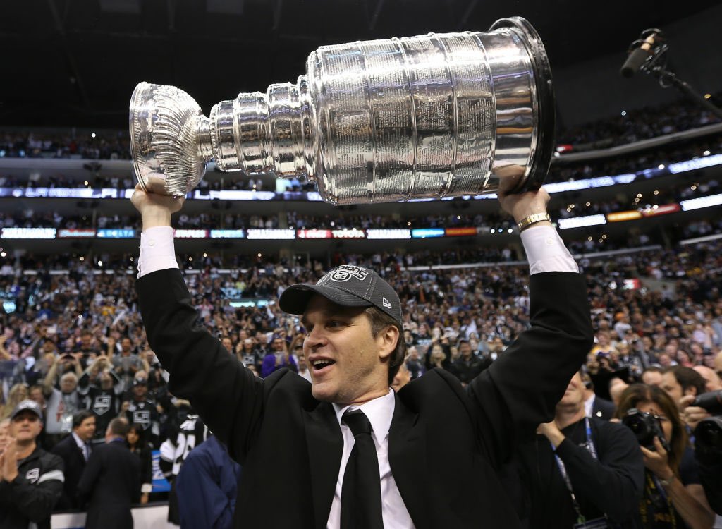 Happy Birthday Luc Robitaille. I miss watching you play. 