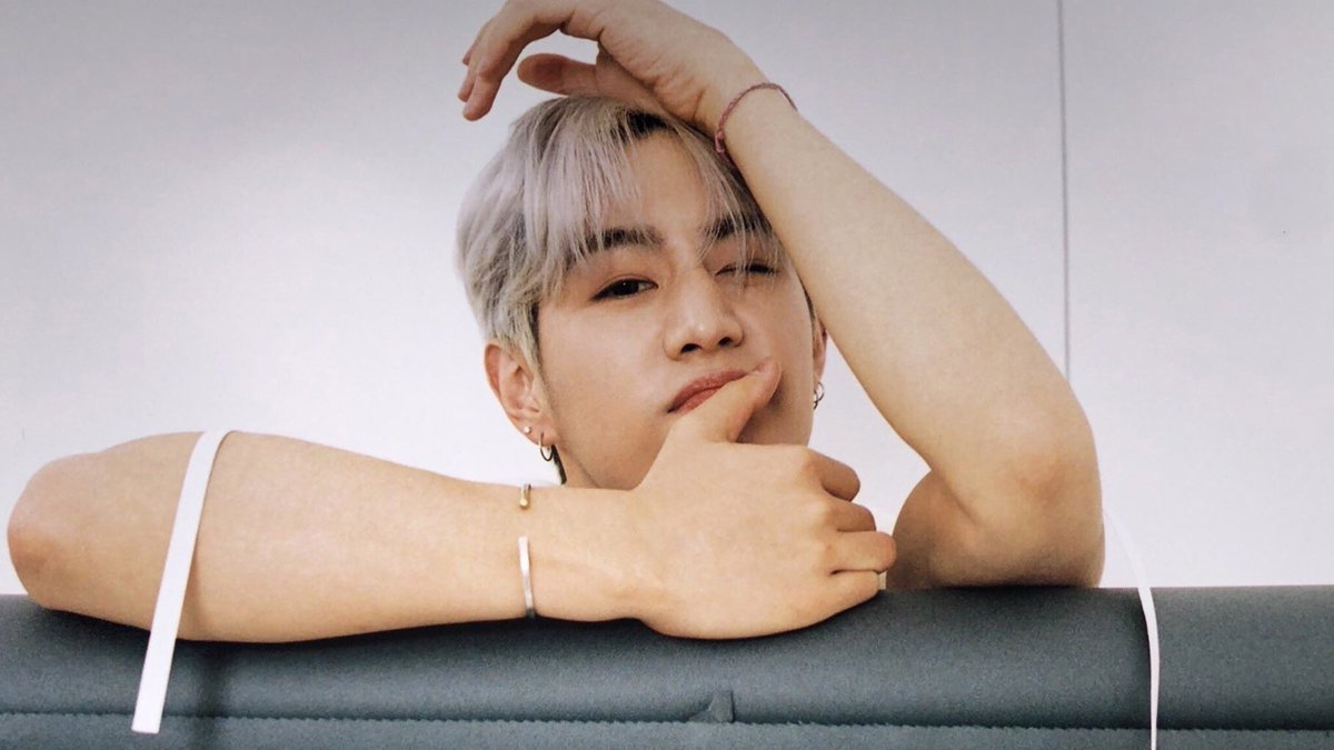 HourlyVisuals's tweet photo. Mark Tuan https://t.co/D6eTxhn2yD