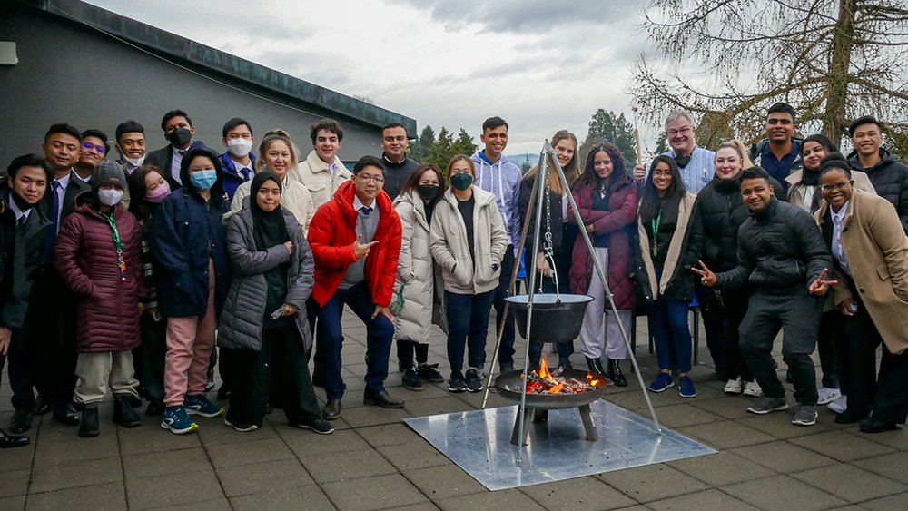 IMILuzern's tweet photo. We wouldn't be much of a #SwissHotelSchool if we didn't introduce our students to fondue during their induction week! 😄🧀

Luckily, our CEO Mr. Wicki is a bit of an expert and he brought his fire pot and some delicious cheeses for us to try.

#HospitalitySchool #IMIFamily https://t.co/Zxb6lsK0tW