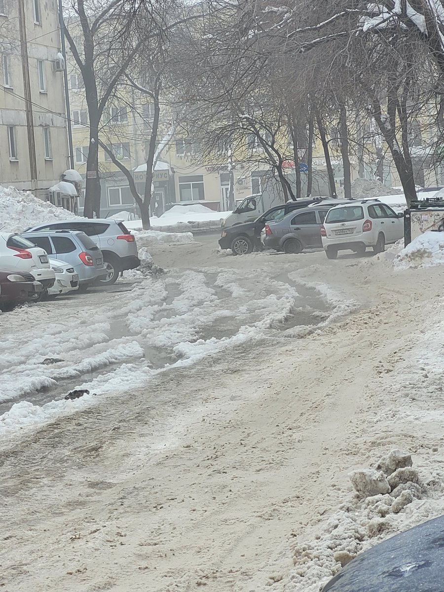 <a href="/SamMobilePriem/">Мобильная приемная Губернатора Самарской области</a> добрый,на Артемовской/Булкина <a href="/sks_rks/">СКС</a> по весне соскучились- репитируют 🤔? Журчат ручьи и образуют ледовые торосы! Как там люди ходят-в 500 метрах 2 школы-не понятно! Я на Шеве-нива это ели преодолела!