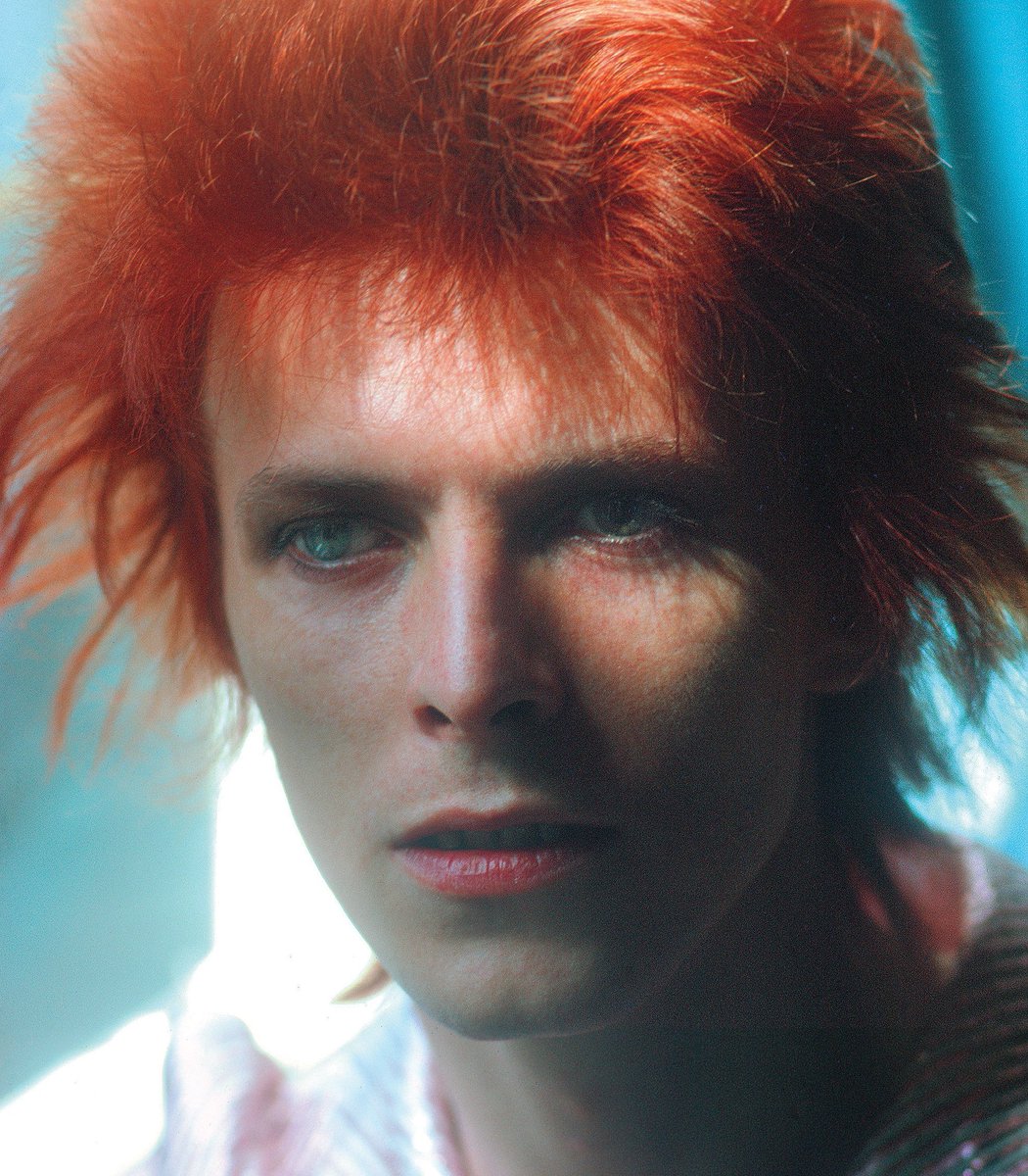 David bowie's space oddity. David Bowie 1969. David Bowie Space Oddity album. Bowie David "Space Oddity". David Bowie Space Oddity 1969.
