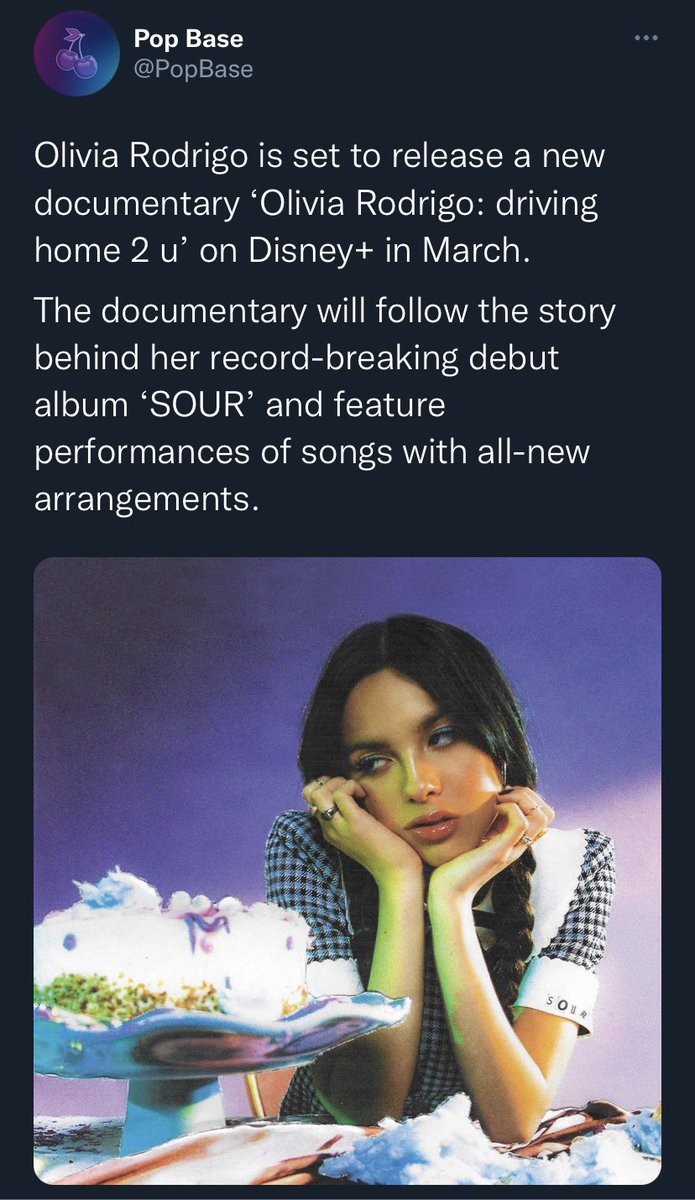 ✘ (fan account) ARIANA IS COMING tweet media